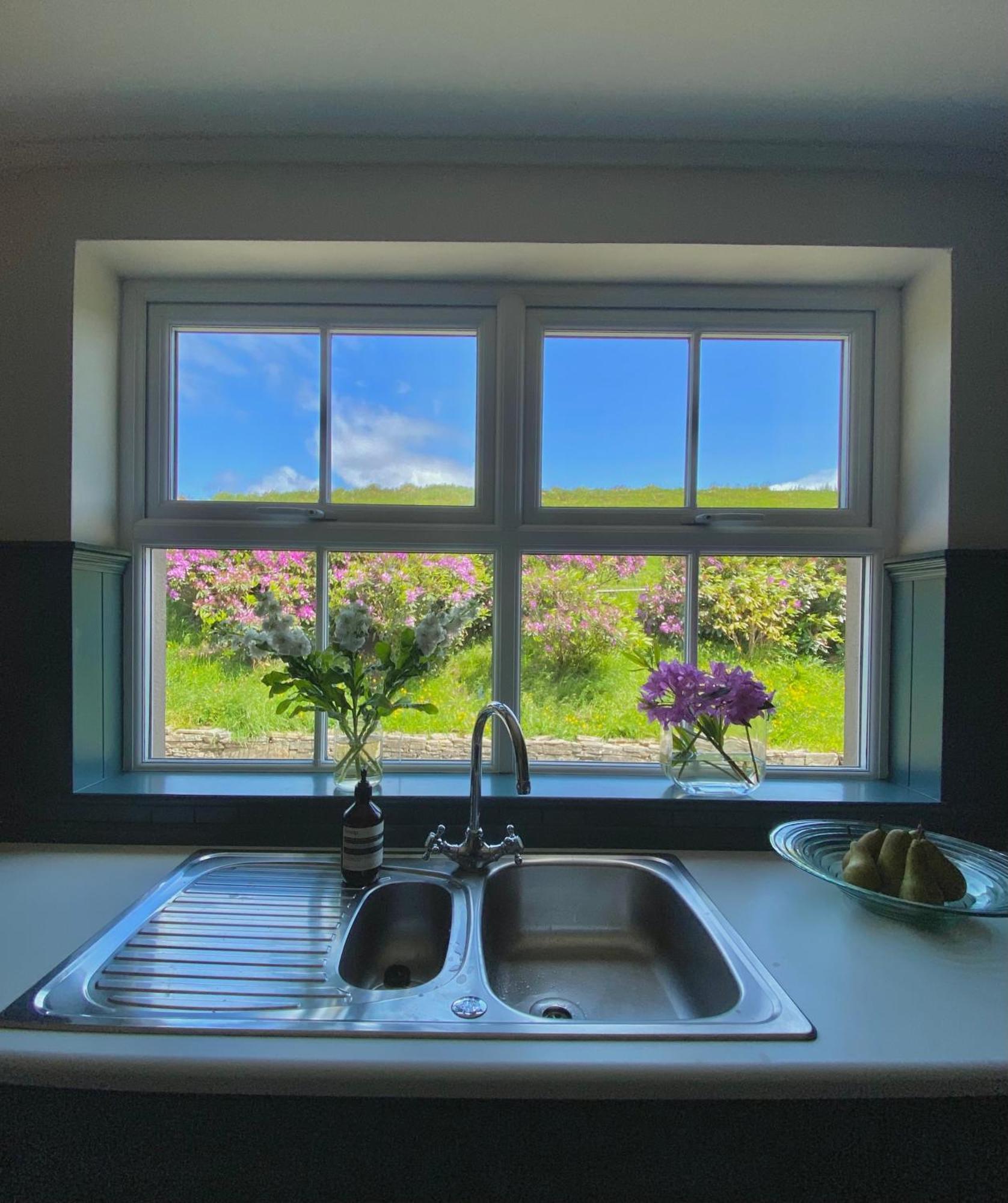 Shanakeever Farm - 3 Bedroom Apartment Clifden Luaran gambar
